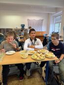 Osm&aacute;ci v kuchyni